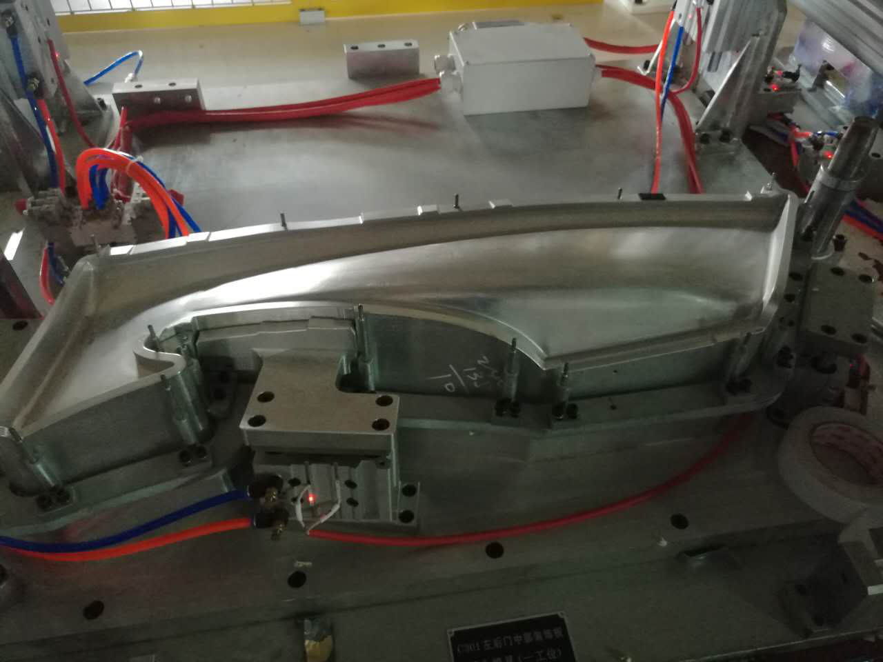熱壓復(fù)合機(jī)